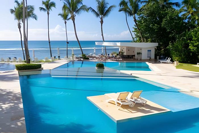 Caribbean Life Paradise,1BDRM & BBQ Beachfront Apt