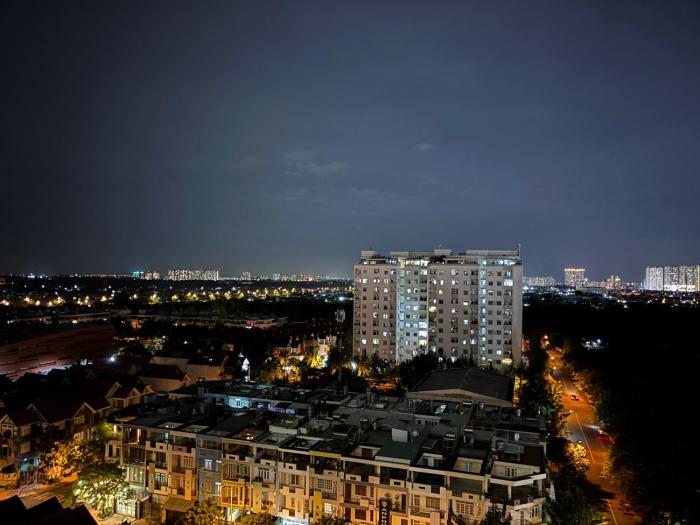 Căn hộ 1PN 1WC sofa phòng khách, ban công rộng, netflix