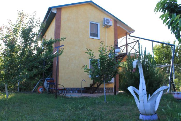 Домик у моря