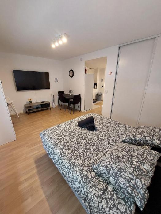 Cosy Home 4 - Spacieux studio avec parking - 30 min Paris