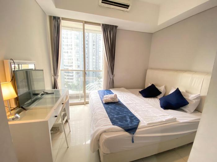 Taman Anggrek Residence by Micky Studio