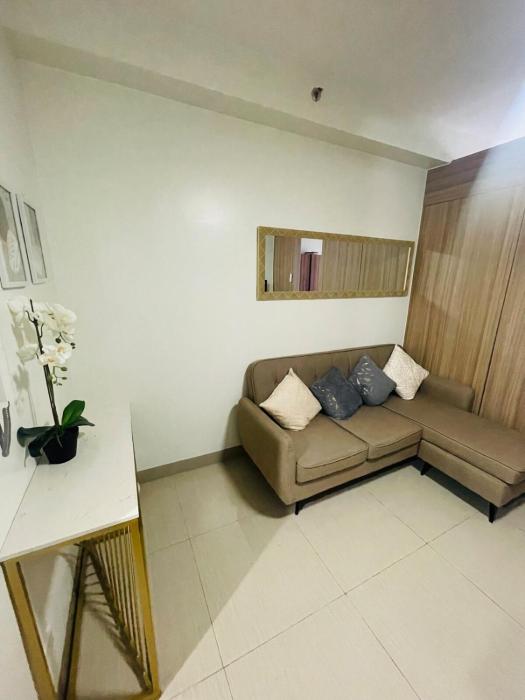 Shore 2 Residences Moa Pasay