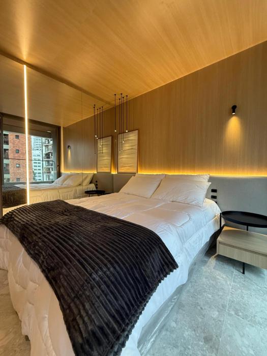 Luxo na rua mais icônica do Itaim Bibi