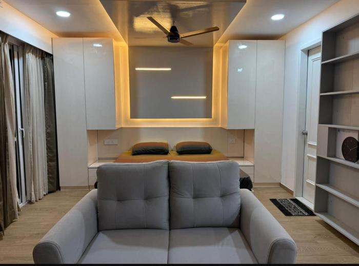 Sonya s airport nest runway