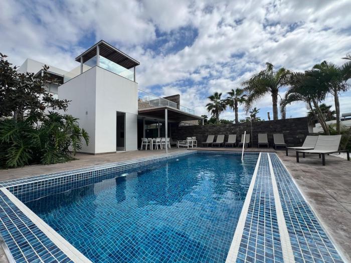 Luxury villa in Bahia del Duque by AltamarHomes