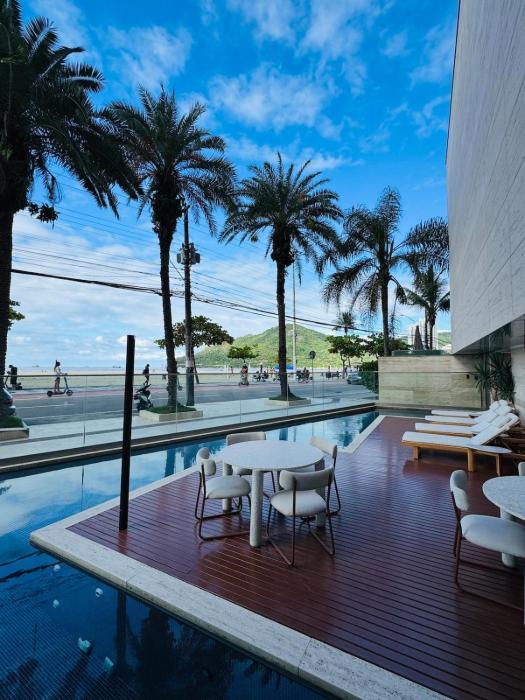 Acqua • Apto 401 • BC · Frente Mar • Av. Atlântica • Vaga carro Elétrico