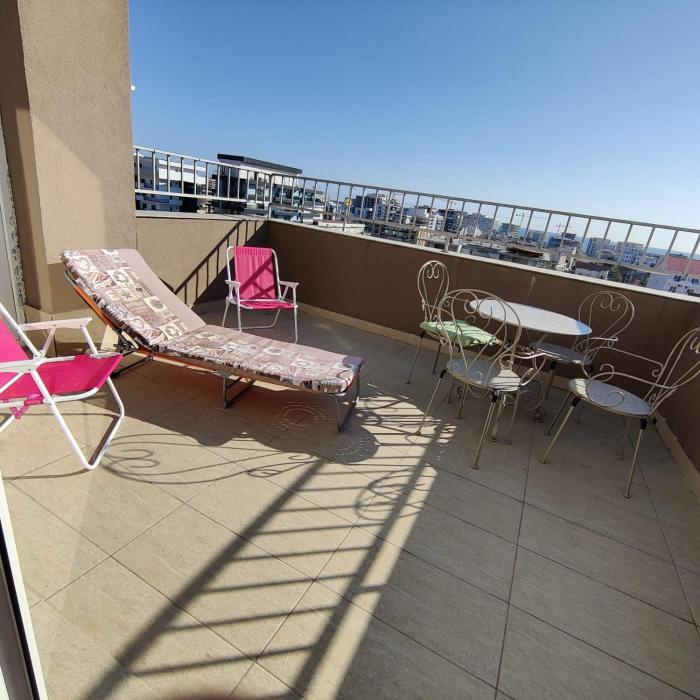 Sea view Alegna`s penthouse mamaia