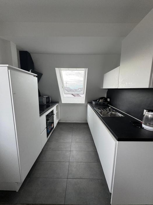 4 Schlafzimmer, Nahe Flughafen und Messe Stuttgart