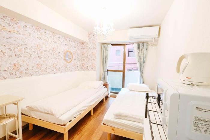 Shinjuku Kabukicho! Shinjuku Center新宿中心! !3min walk! JR 新宿!地铁站步行3分! 新宿歌舞伎!著名连锁大型公寓!一层24小时保安常驻! 624