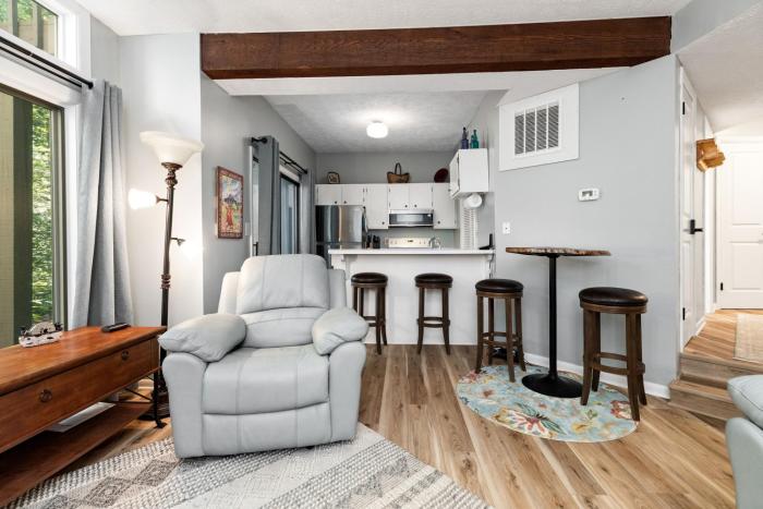 Three Ridges 64 With Wintergreen Advantage