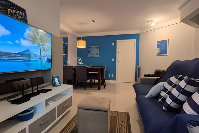 CURTA! |133| Varanda Gourmet | 3 Q. | Perto Praia