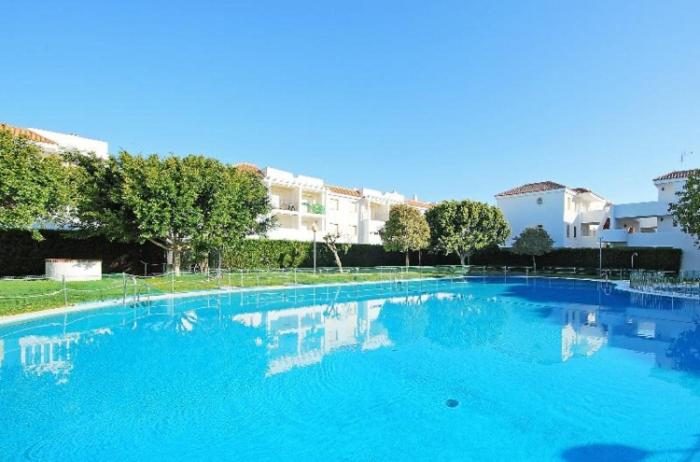 Pinar de la Almadraba, Apartamentos Living Sur