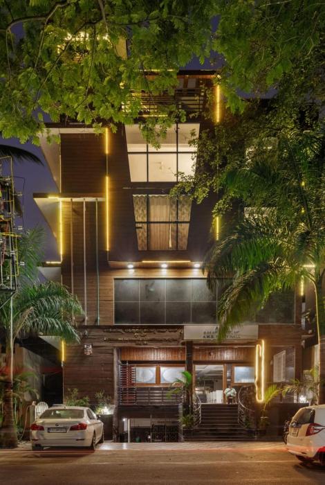 The Signature Serviced Apartments