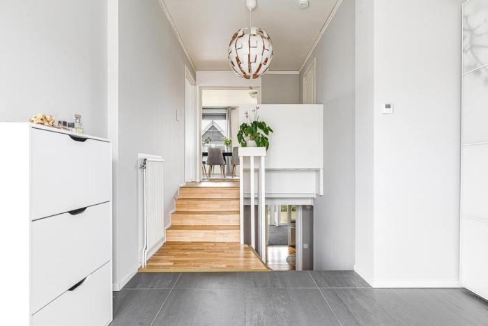 Modern stor & ljus villa nära centrum