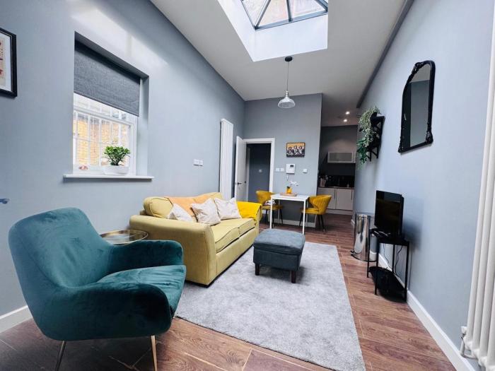 Stylish & Cosy 2 bedrooms Mews