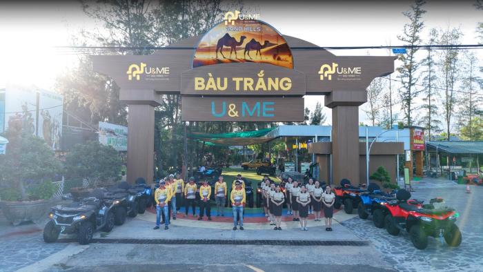 Bau Trang U&ME Glamping Resort
