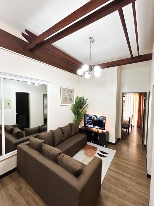 COMFY 2BR Condo with free parking NEAR Mines View