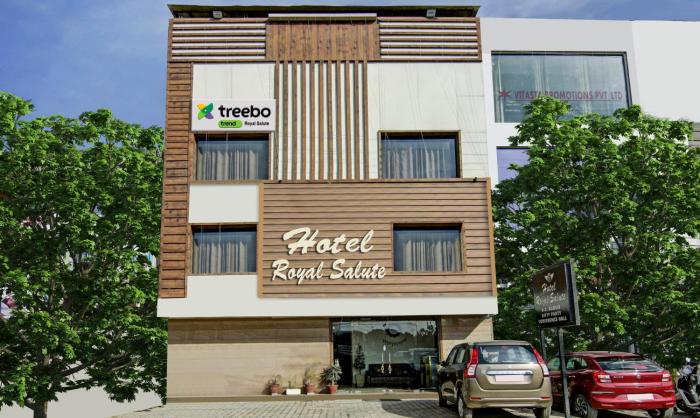 Hotel Royal Salute Near Bus Stand Zirakpur Chandigarh