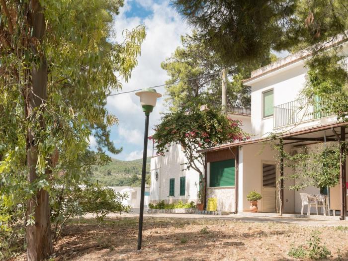 Apartment in Vieste, a drive away from the sea