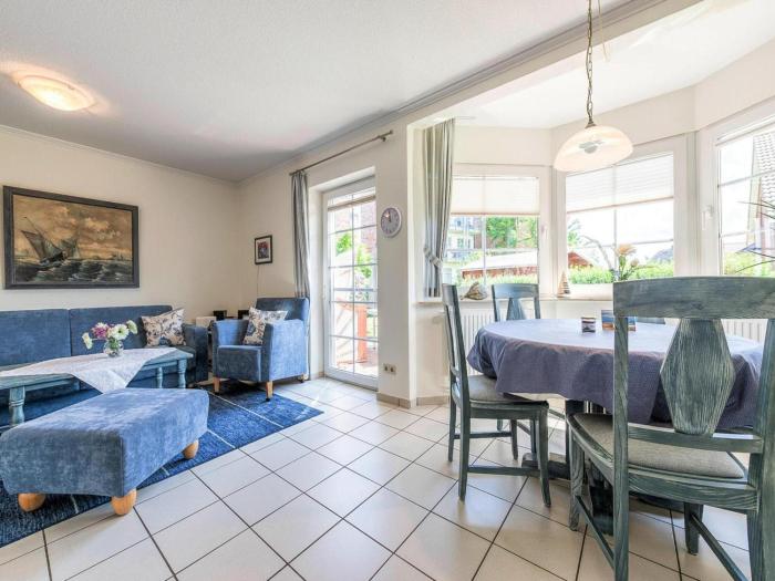 Apartment in Friedrichskoog-Spitze with parking space