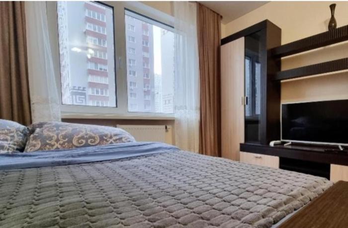 Apartment Второй этаж, метро Позняки