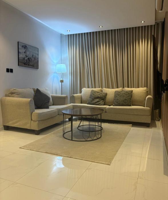 شقة غرفة نوم وصالة بدخـول ذكي