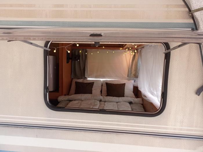 Lakókocsi termál fürdő kemping