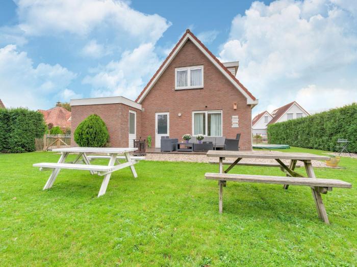 Holiday Home in Zeewolde near Forest