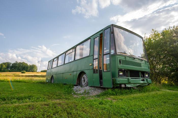 Autobuseek - Unique Stay in Karosa 735