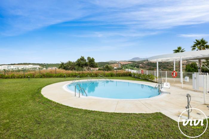 ViVi Homes - La Vista - pool - terrace - comfort and relax