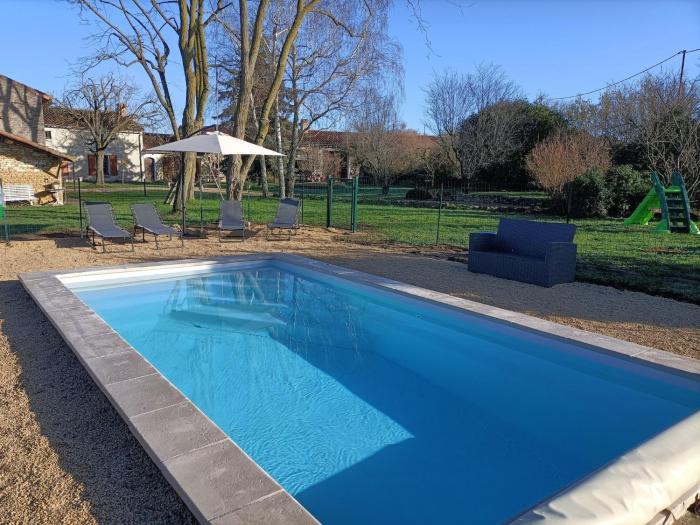 Holiday Home in Saint-Jean near Loire Castles