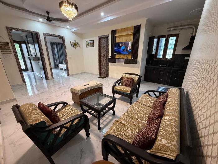 Fully furnished 2BHK At Sahastradhara road