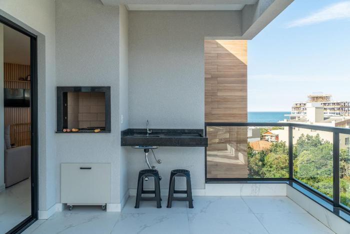 Cobertura duplex com 02 suítes