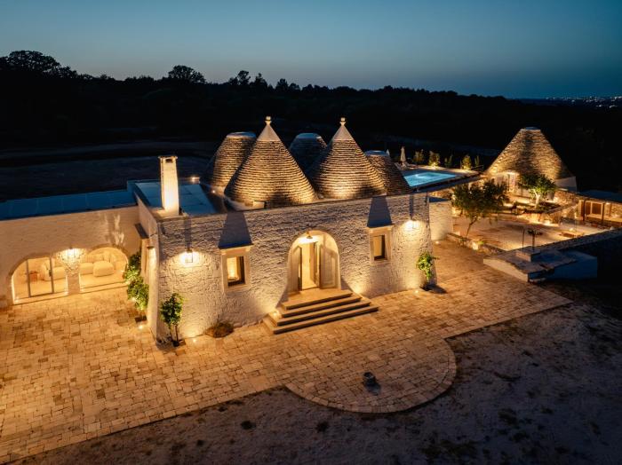 Masseria La Contessina - Apuliaria Stays - 5BR Masseria in Puglia - Heated Pool & Trullo SPA