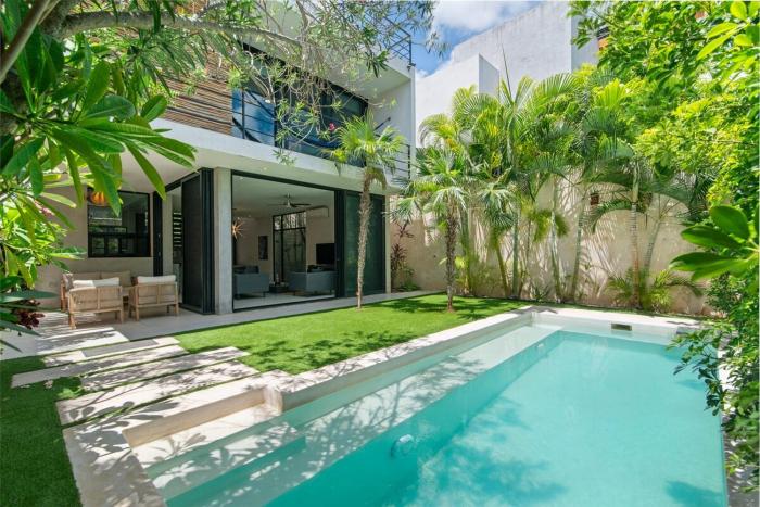 Villa near beach and downtown Tulum