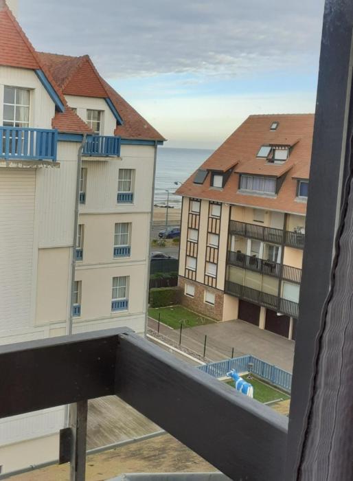 Appartement à 50 m de la plage avec WIFI