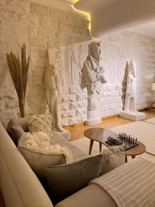 Luxury Cairo Pharaohs 3BR Apartment