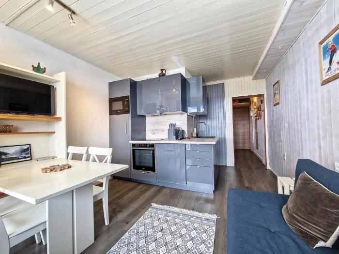 Studio cabine 2-3 personnes au pied des pistes à Val-dIsère - FR-1-518-169