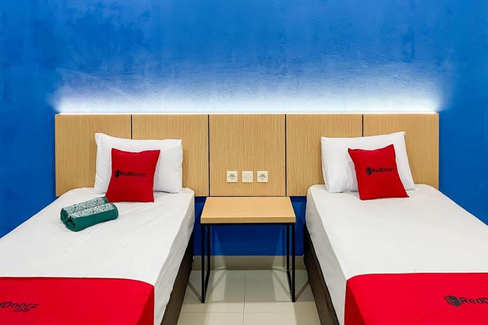 RedDoorz Plus near Alun Alun Majalengka