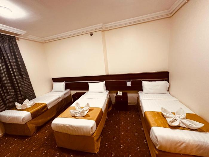 Dhakher Plaza Hotel - Free shuttle to and from the Haram