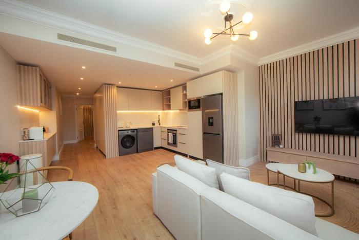 The Royale Residence