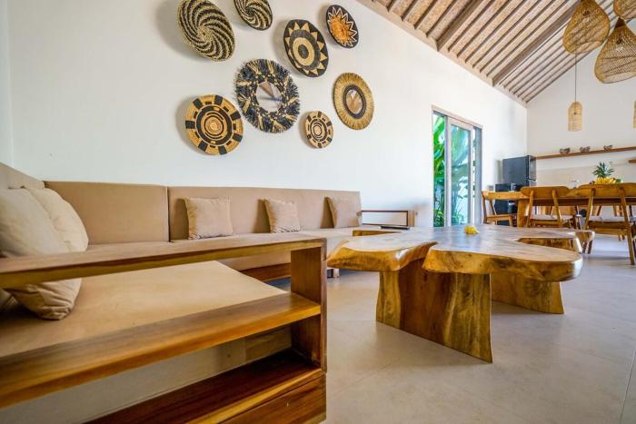 Villa Vaimala 4BR Pool Tropical Home Seminyak