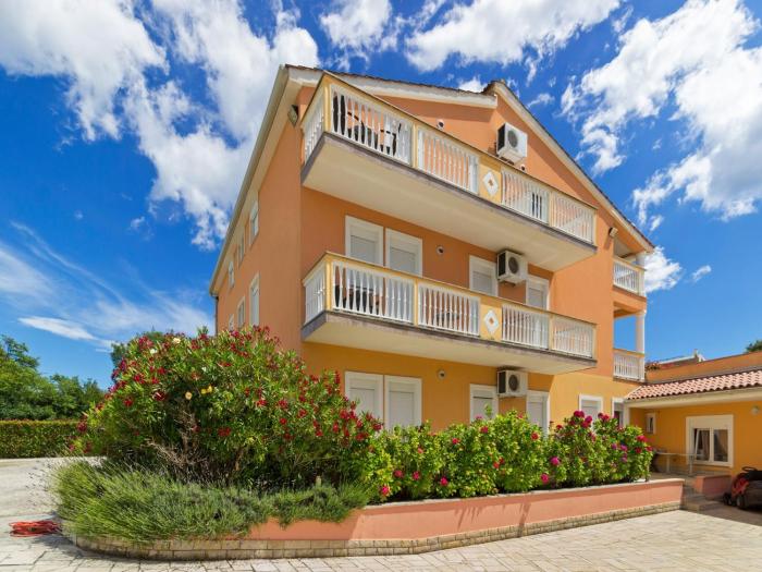 Panoramic Apartment in Banjole near Pula Town Centre