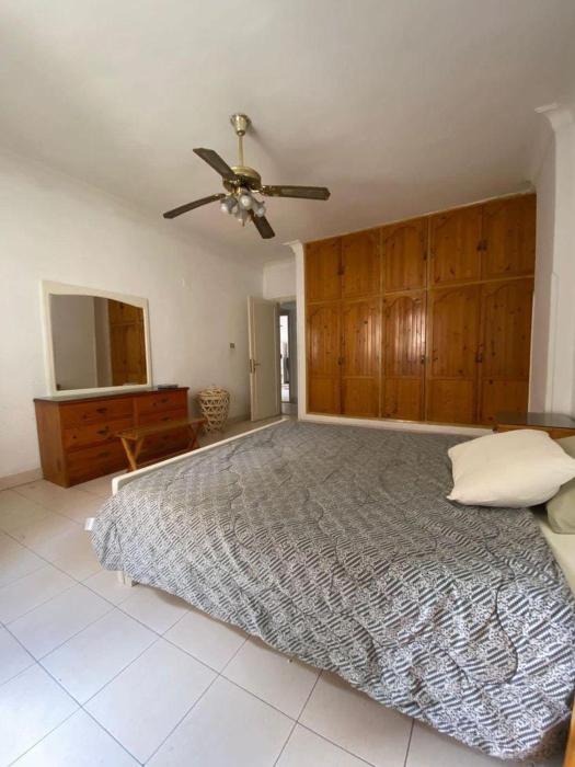Golden sunny central room in the heart of degla el maadi