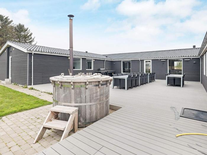 5 star holiday home in Øster Assels