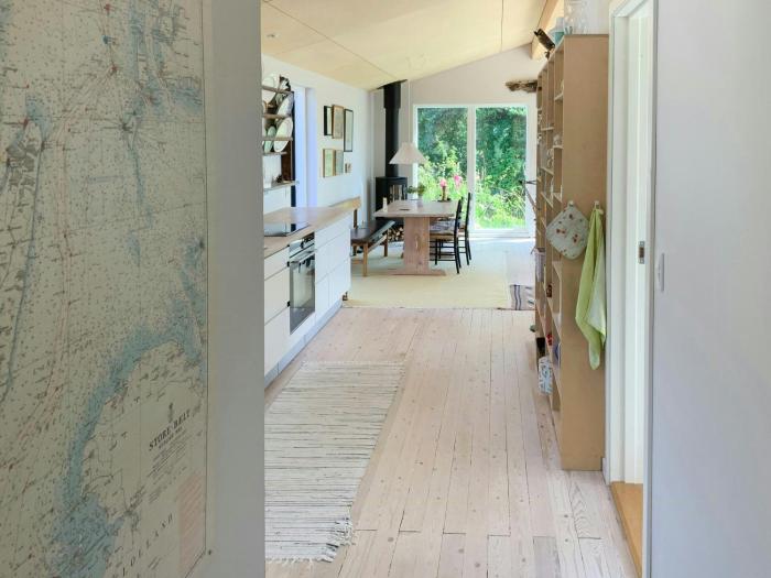 Renovated Holiday Home With Sea View On Agersø