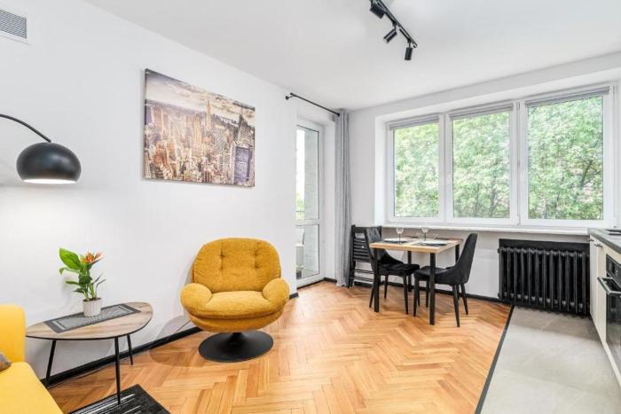 Złota 77 by NYX Apart