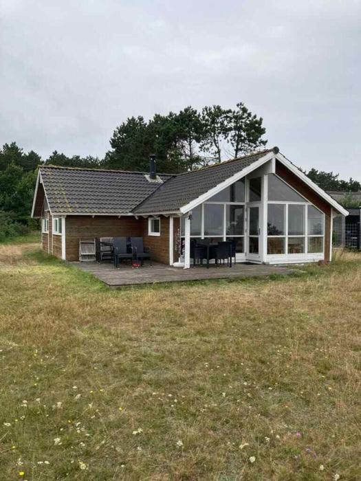 Holiday Home With Sea View And Beach Nearby