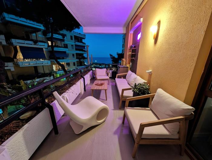 San Lorenzo Exclusive - Beachfront & Pools