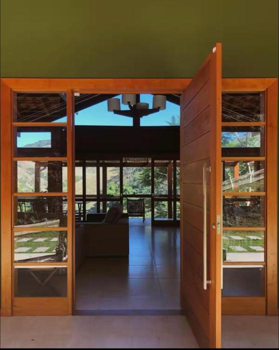 Refúgio na serra com vista maravilhosa